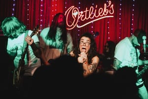 A Family Dinner of Hot Dogs and Red Wine feature image