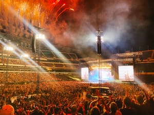 "That’s a Stadium Rock Show, Motherfuckers" | Foo Fighters @ The Linc feature image